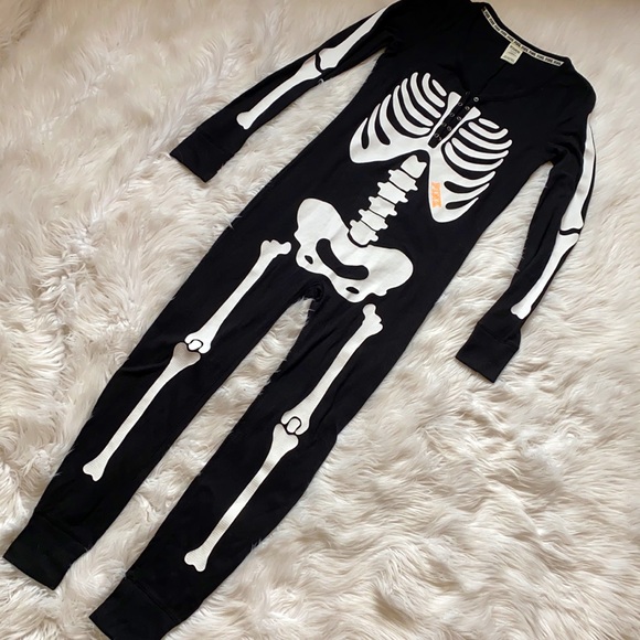 PINK Victoria's Secret Other - 👻 “Bad and Boo-sy” Halloween Skeleton Onesie